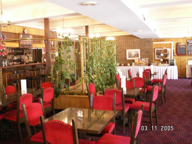 Albury Burvale Motor Inn Экстерьер фото