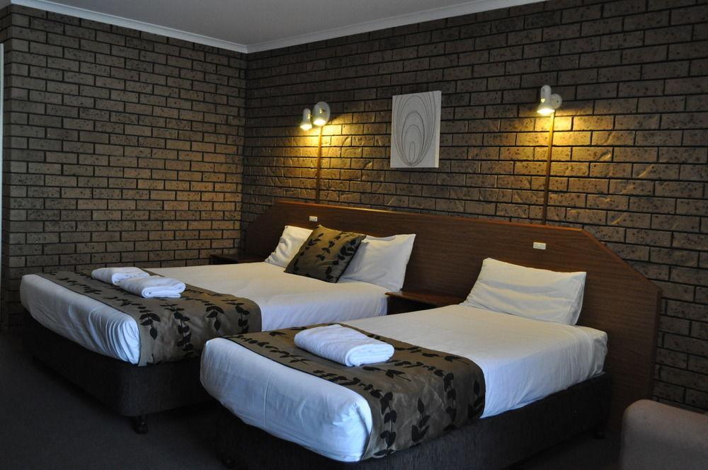 Albury Burvale Motor Inn Экстерьер фото