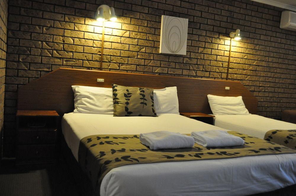 Albury Burvale Motor Inn Экстерьер фото