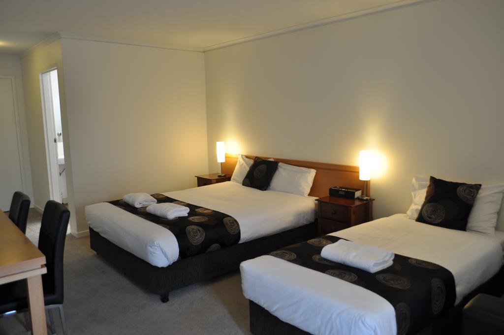 Albury Burvale Motor Inn Экстерьер фото