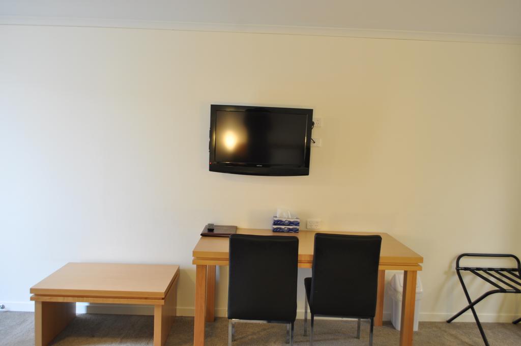 Albury Burvale Motor Inn Экстерьер фото