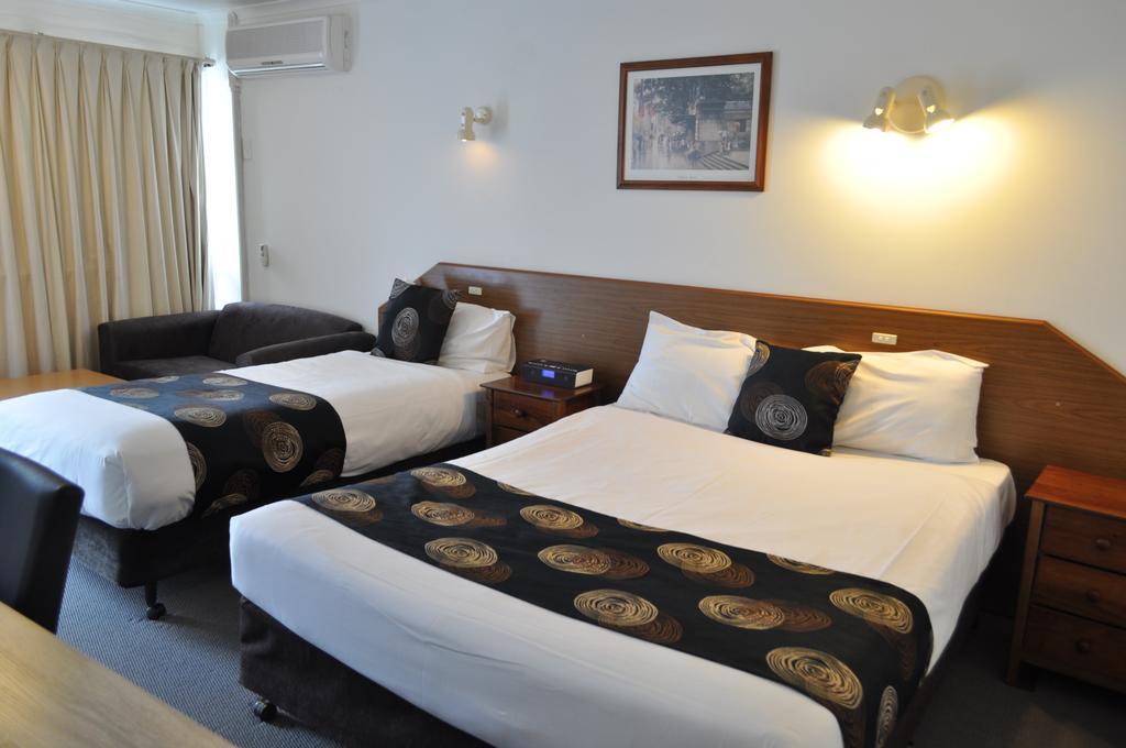 Albury Burvale Motor Inn Экстерьер фото