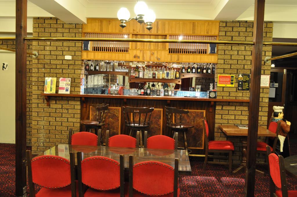 Albury Burvale Motor Inn Экстерьер фото