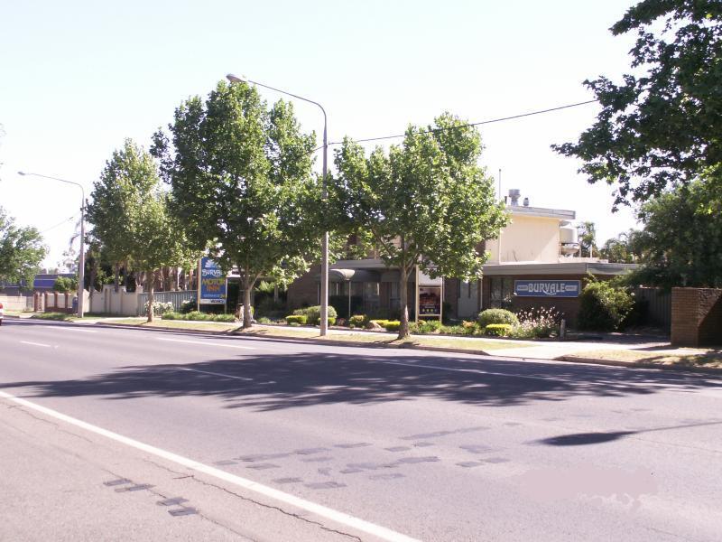 Albury Burvale Motor Inn Экстерьер фото